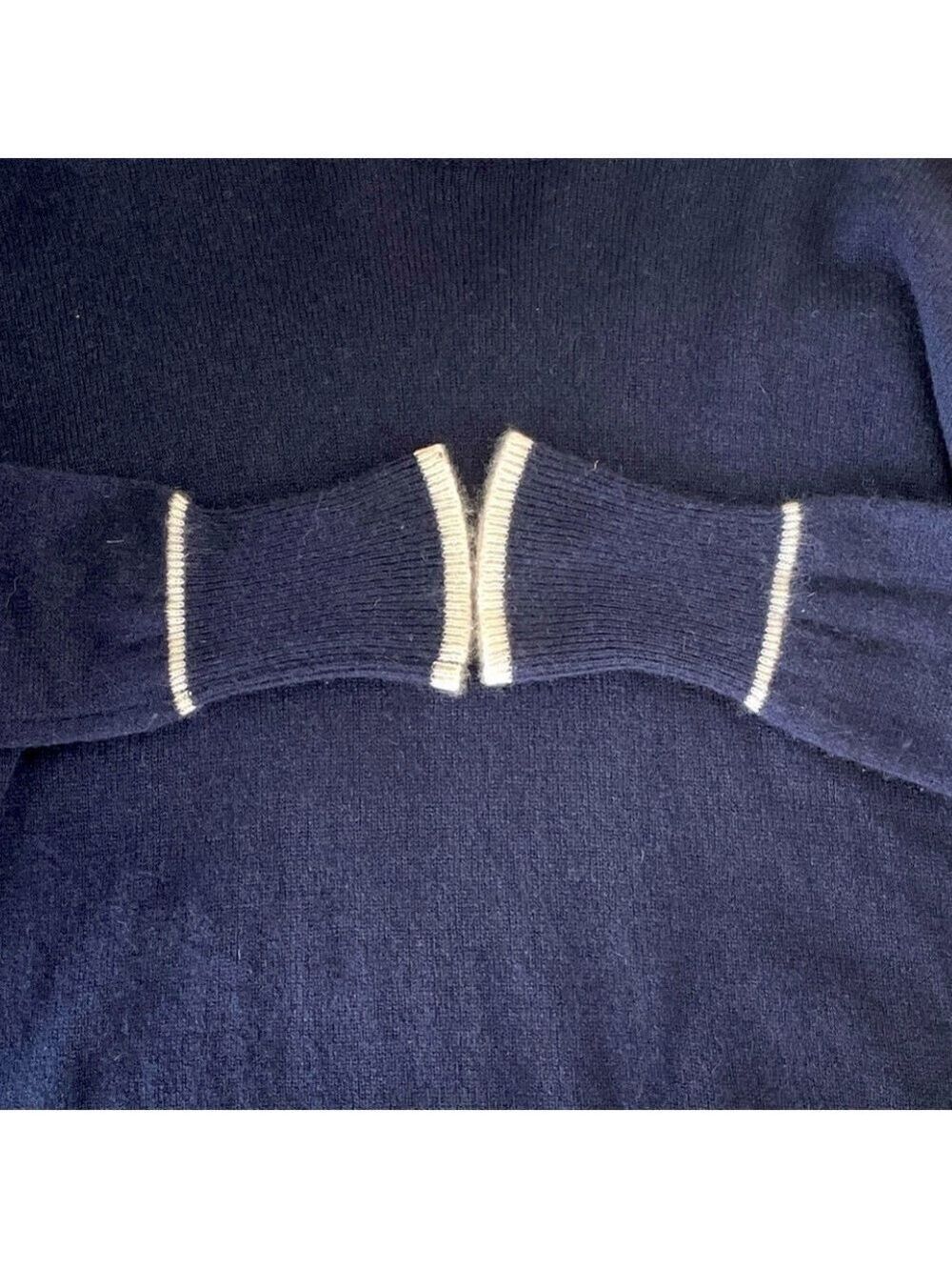 Vineyard Vines Cashmere Crewneck Sweater Size XS - Picture 4 of 7